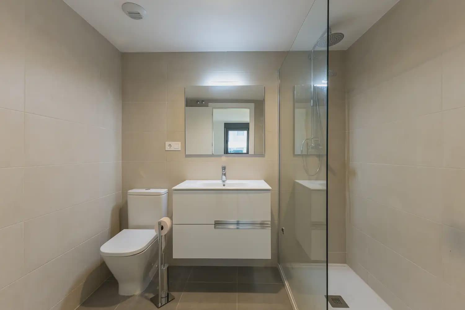 2 bedroom Flat for rent in Denia with pool garage - € 1,175 (Ref: 9897497)