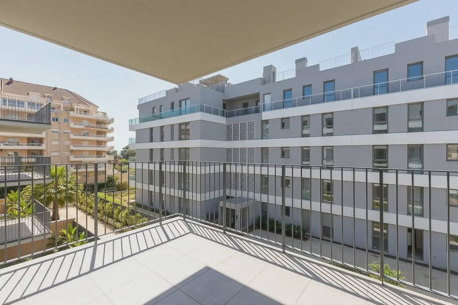 2 bedroom Flat for rent in Denia with pool garage - € 1,175 (Ref: 9897497)