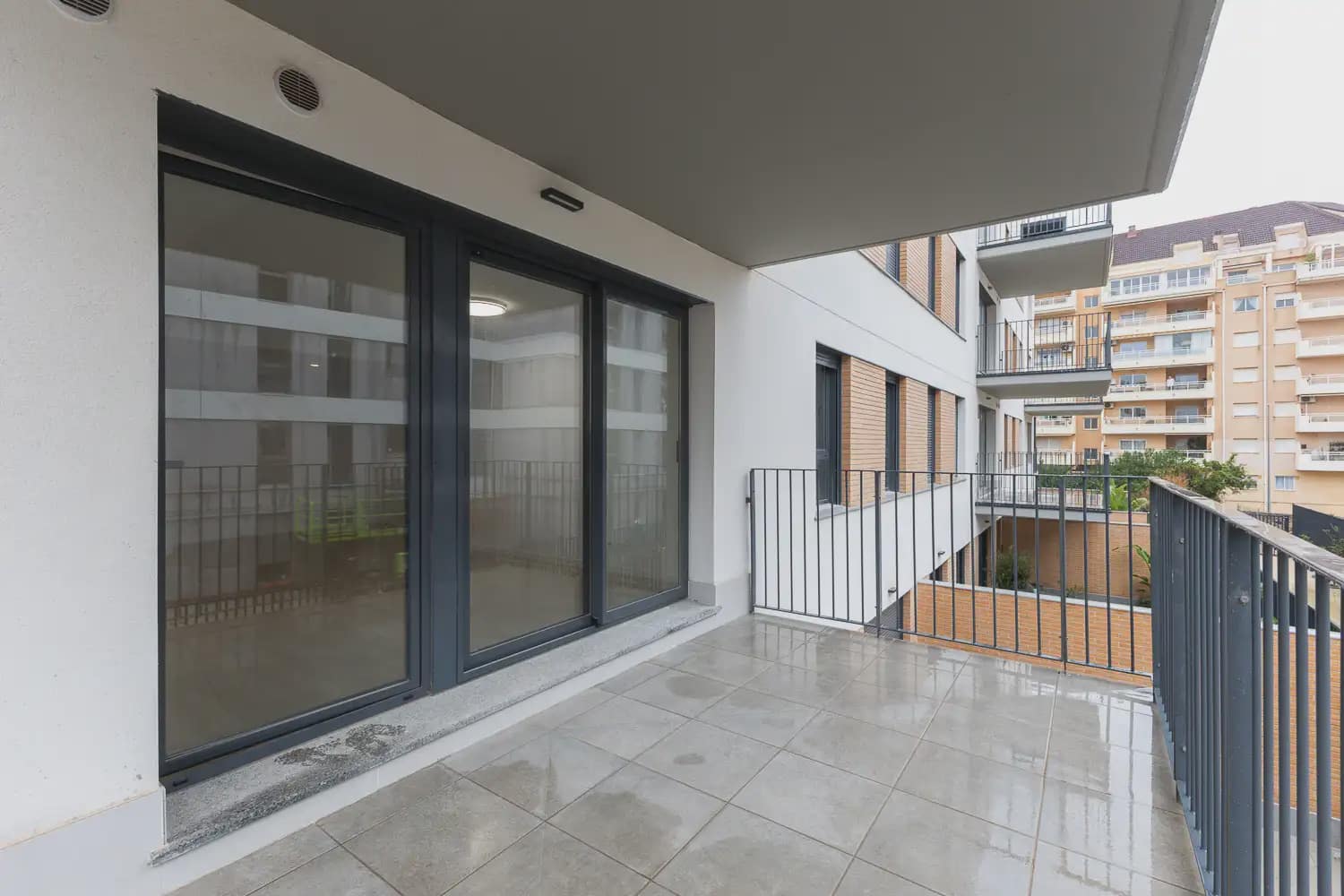 2 bedroom Flat for rent in Denia with pool garage - € 1,175 (Ref: 9897497)