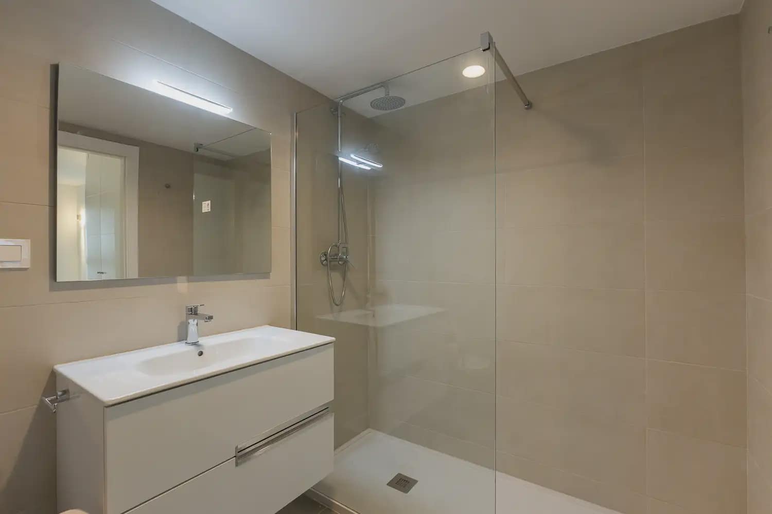 2 bedroom Flat for rent in Denia with pool garage - € 1,175 (Ref: 9897497)