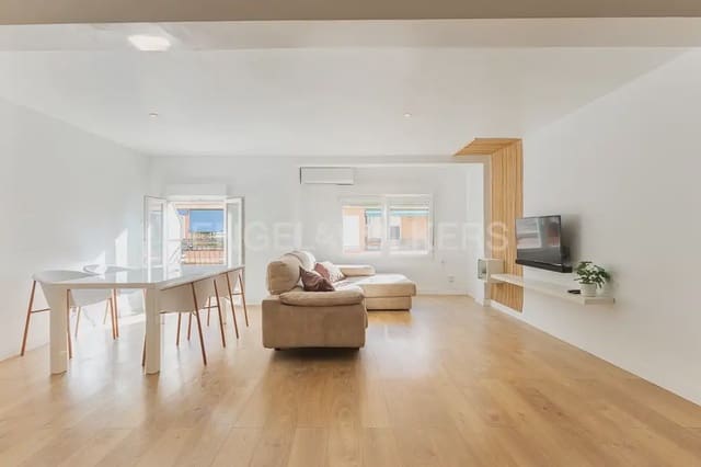 2 quarto Apartamento para arrendar em Mont-Olivet, Valência cidade - 1 690 € (Ref: 9897498)