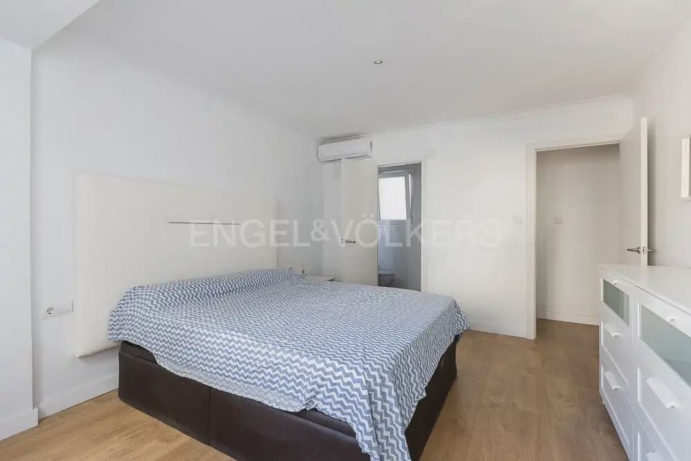 2 quarto Apartamento para arrendar em Valencia cidade - 1 690 € (Ref: 9897498)