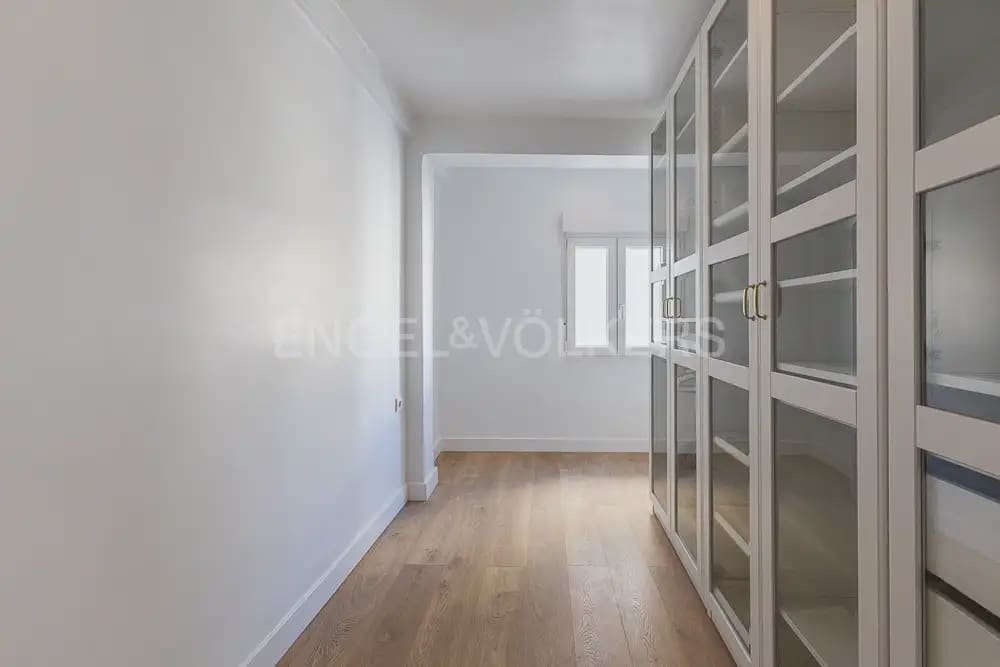 2 quarto Apartamento para arrendar em Valencia cidade - 1 690 € (Ref: 9897498)