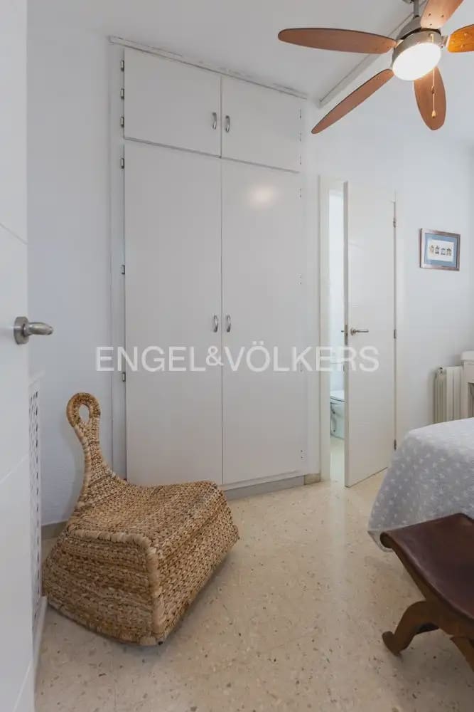 3 sypialnia Mieszkanie do wynajęcia w Miasto Walencja z garażem - 2 000 € (Ref: 9897500)