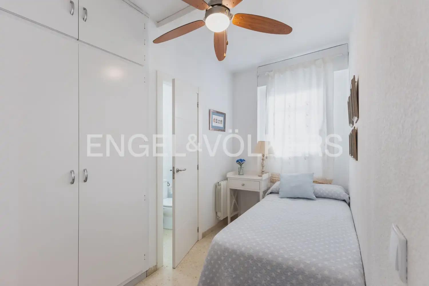 3 sypialnia Mieszkanie do wynajęcia w Miasto Walencja z garażem - 2 000 € (Ref: 9897500)