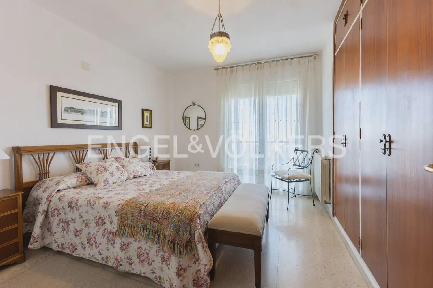 3 sypialnia Mieszkanie do wynajęcia w Miasto Walencja z garażem - 2 000 € (Ref: 9897500)