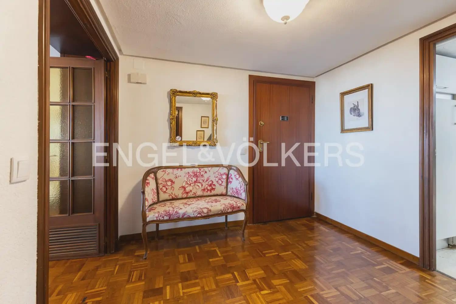 3 sypialnia Mieszkanie do wynajęcia w Miasto Walencja z garażem - 2 000 € (Ref: 9897500)