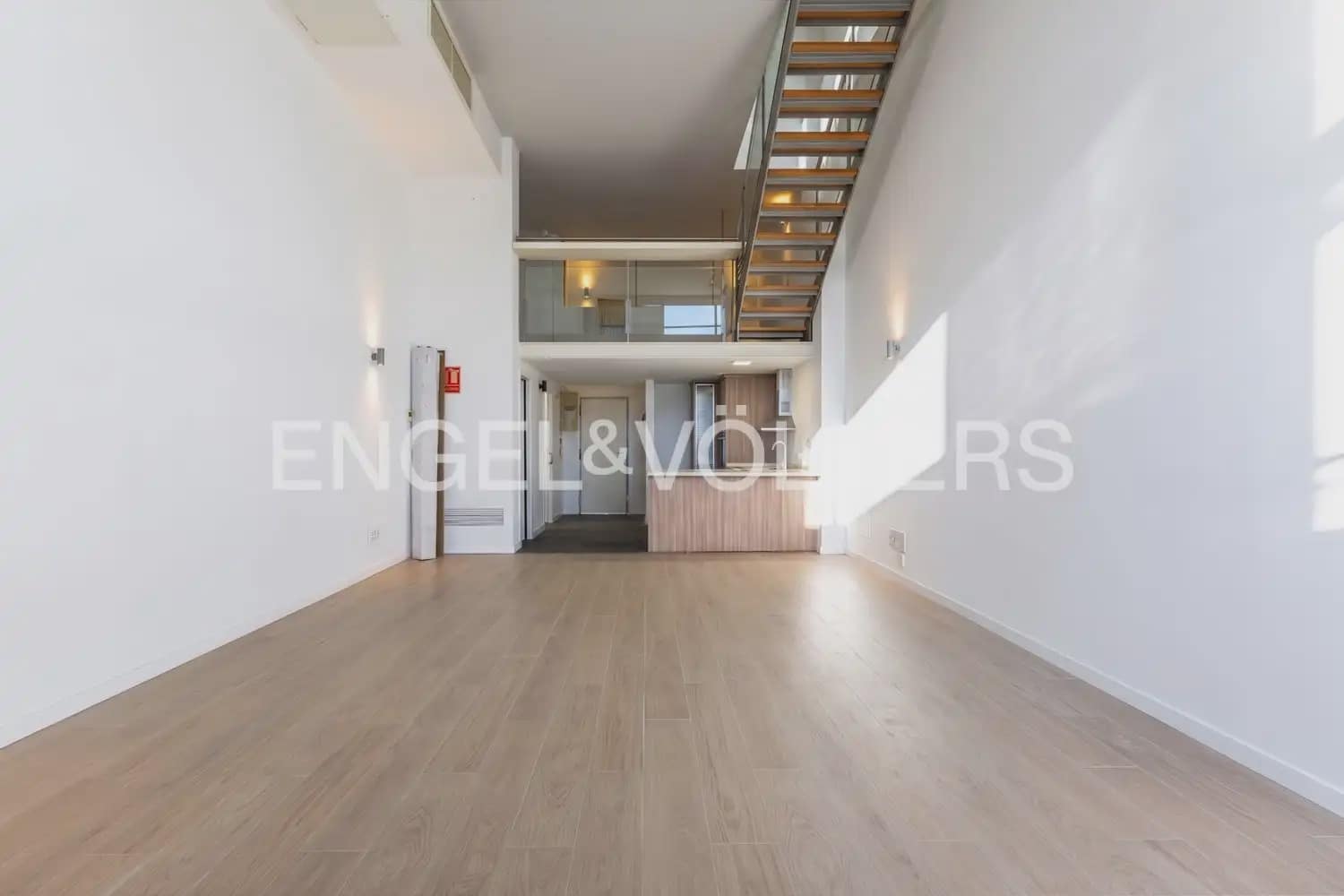 1 slaapkamer Flat te huur in Xirivella met zwembad garage - € 1.200 (Ref: 9897502)