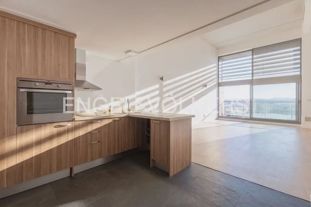 1 slaapkamer Flat te huur in Xirivella met zwembad garage - € 1.200 (Ref: 9897502)