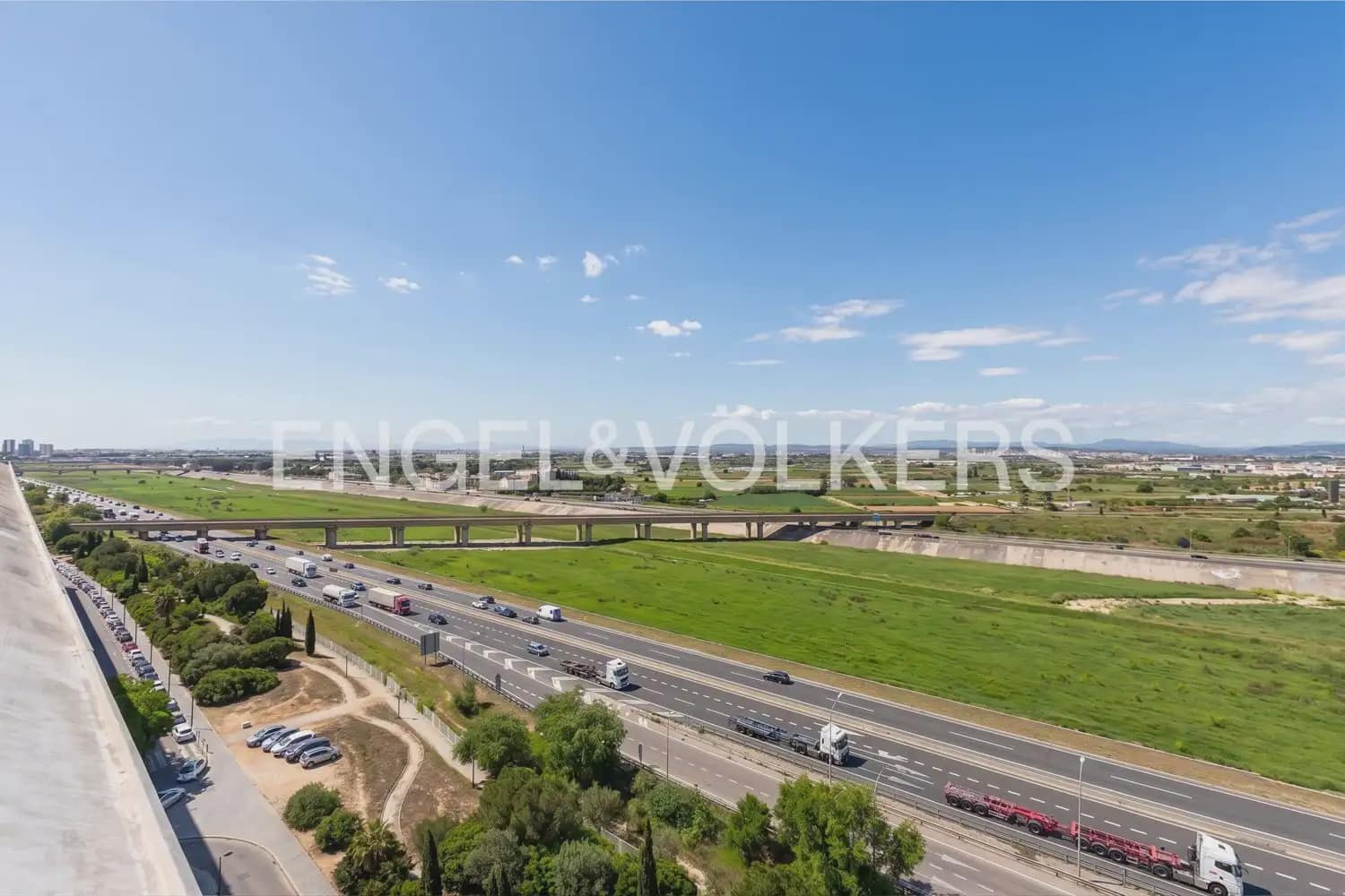 1 slaapkamer Flat te huur in Xirivella met zwembad garage - € 1.200 (Ref: 9897502)