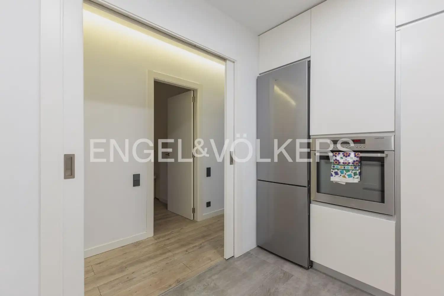 2 makuuhuone Asunto myytävänä paikassa Valencia kaupunki - 530 000 € (Ref: 9897505)