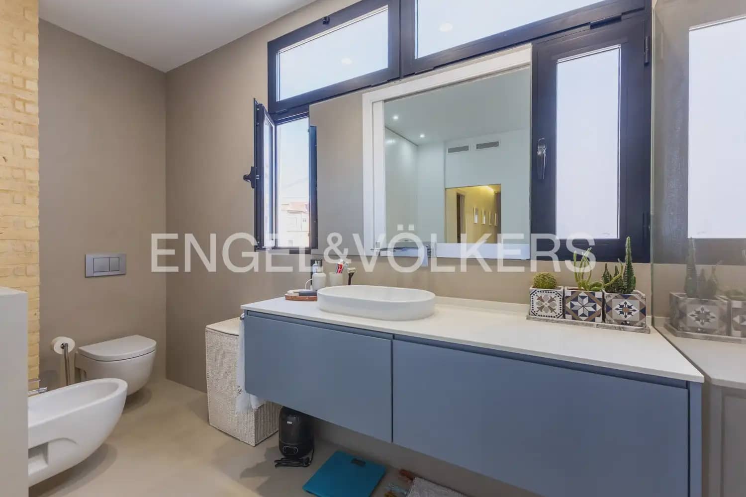 2 makuuhuone Asunto myytävänä paikassa Valencia kaupunki - 530 000 € (Ref: 9897505)