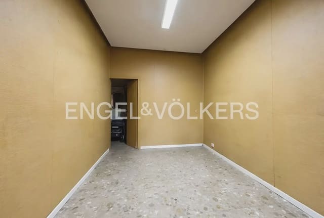 4 slaapkamer Flat te koop in La Gran Via, Valencia stad - € 617.500 (Ref: 9897507)