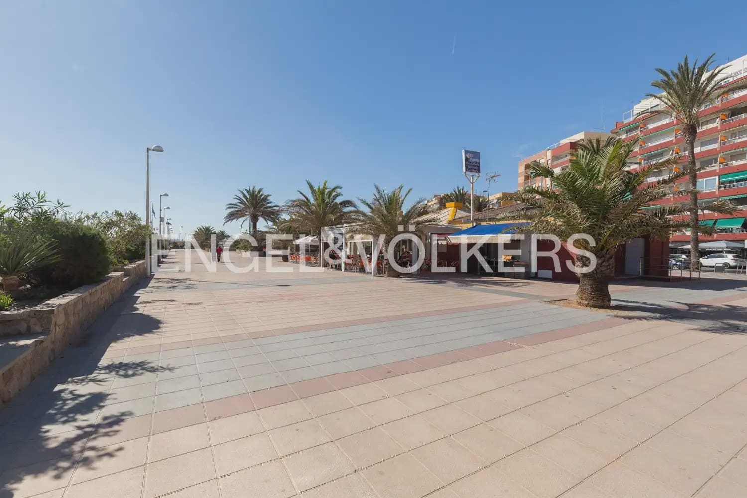 2 bedroom Flat for rent in Sagunto / Sagunt - € 820 (Ref: 9897508)