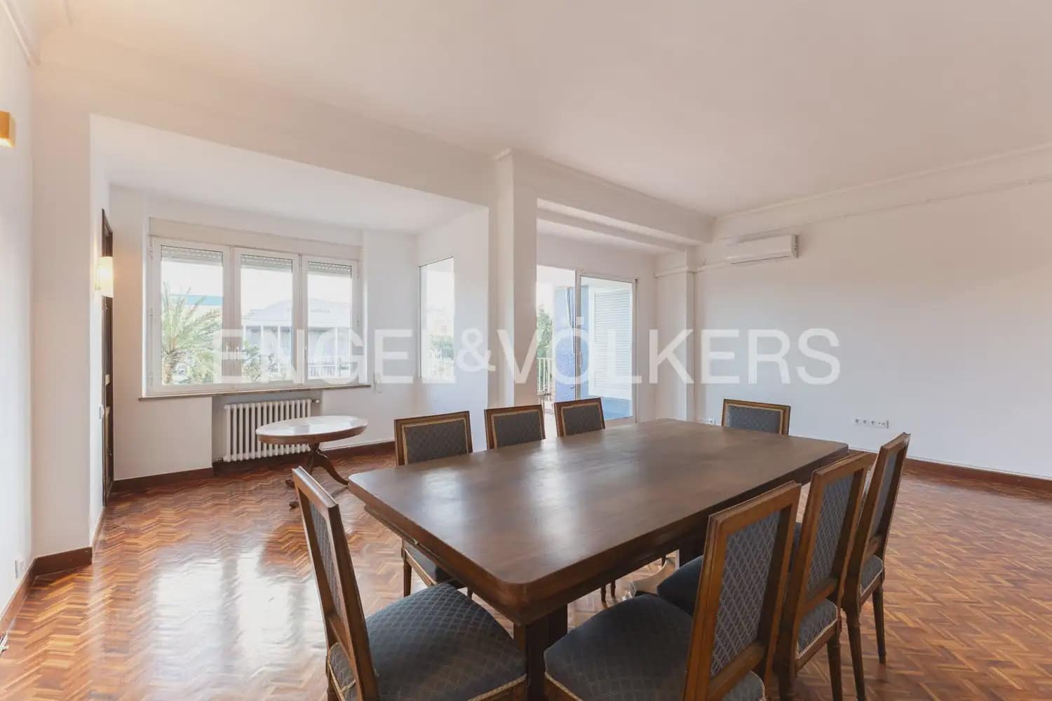4 Zimmer Wohnung zu vermieten in Valencia Stadt mit Garage - 2.500 € (Ref: 9897509)