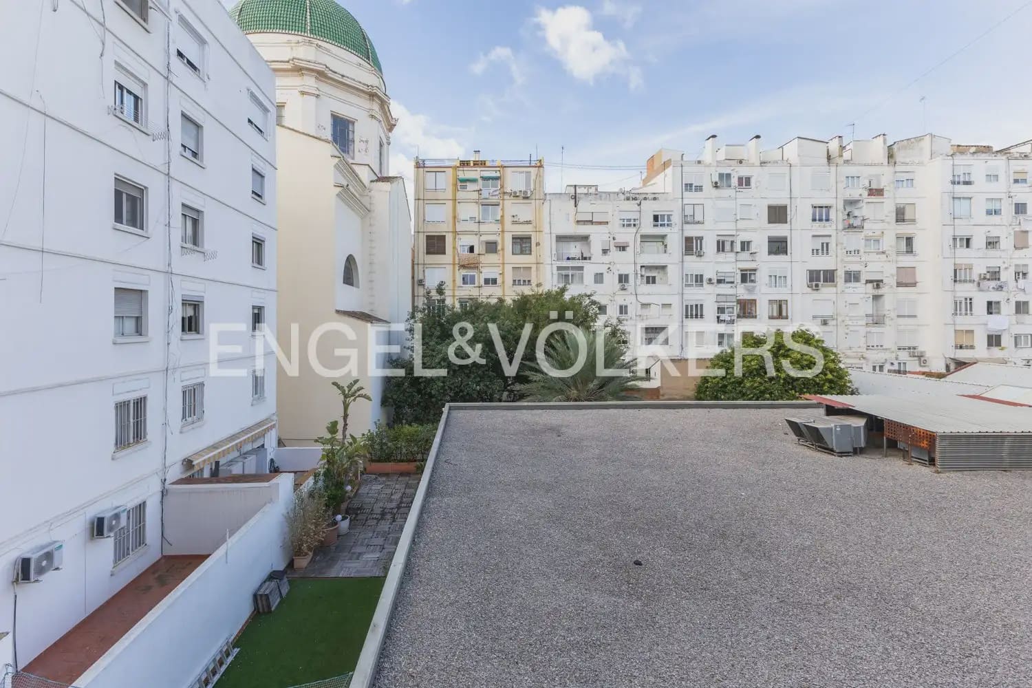 4 Zimmer Wohnung zu vermieten in Valencia Stadt mit Garage - 2.500 € (Ref: 9897509)