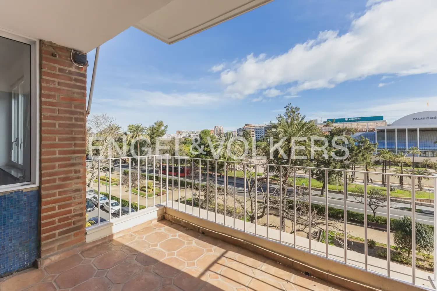 4 Zimmer Wohnung zu vermieten in Valencia Stadt mit Garage - 2.500 € (Ref: 9897509)
