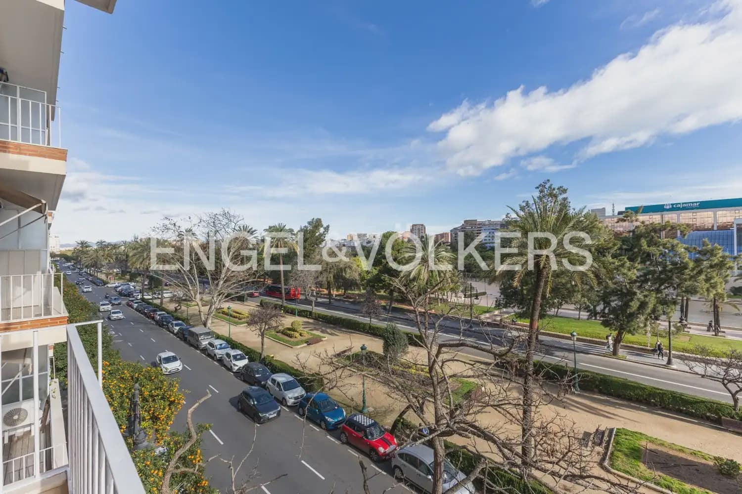 4 Zimmer Wohnung zu vermieten in Valencia Stadt mit Garage - 2.500 € (Ref: 9897509)