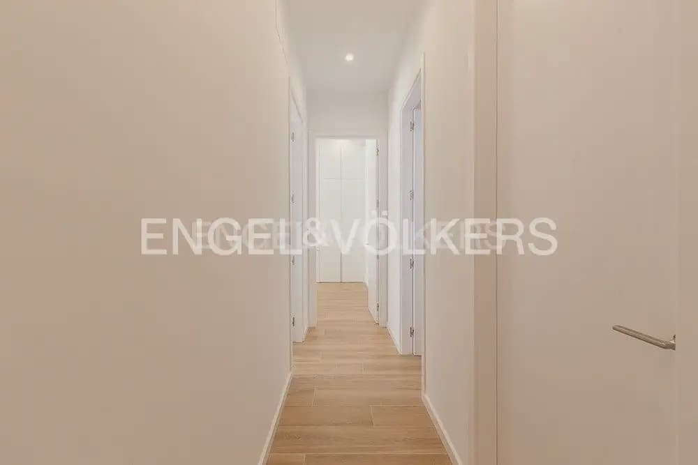 3 Zimmer Wohnung zu vermieten in Valencia Stadt - 3.900 € (Ref: 9897510)