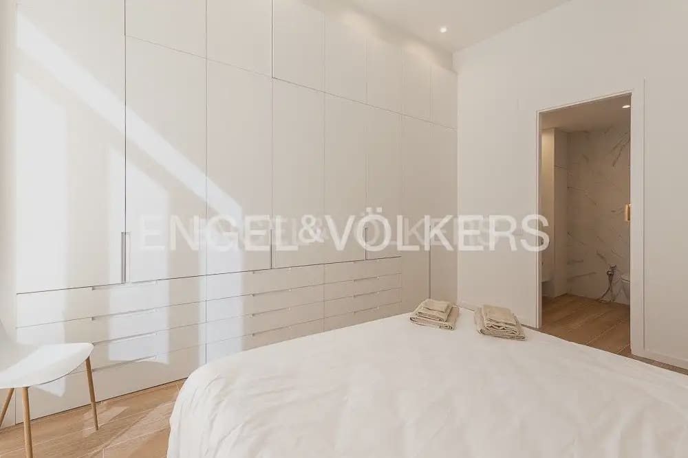 3 Zimmer Wohnung zu vermieten in Valencia Stadt - 3.900 € (Ref: 9897510)