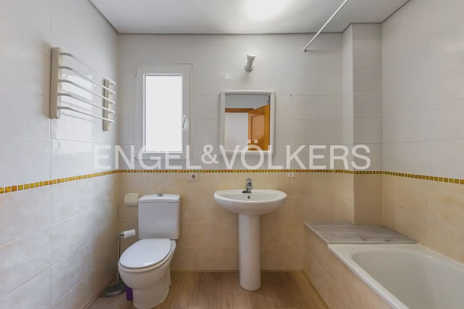 3 soverom Leilighet til salgs i Jalon / Xalo med garasje - € 215 000 (Ref: 9897511)