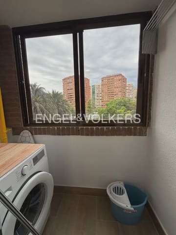 4 Zimmer Wohnung zu vermieten in Mestalla, València Stadt - 2.400 € (Ref: 9897513)