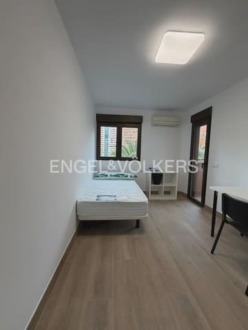 4 Zimmer Wohnung zu vermieten in Mestalla, València Stadt - 2.400 € (Ref: 9897513)
