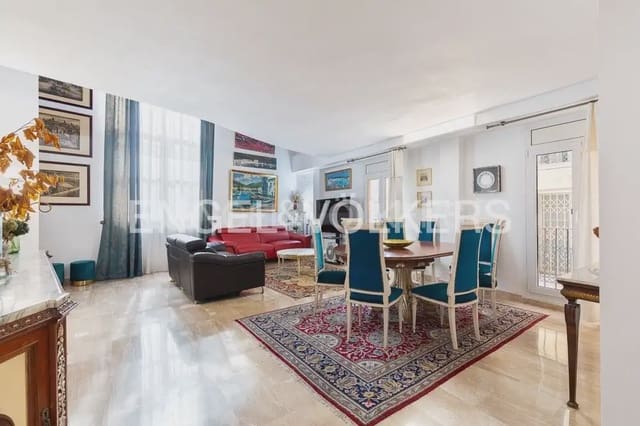 4 quarto Apartamento para arrendar em El Pilar, Valência cidade com garagem - 3 200 € (Ref: 9897516)