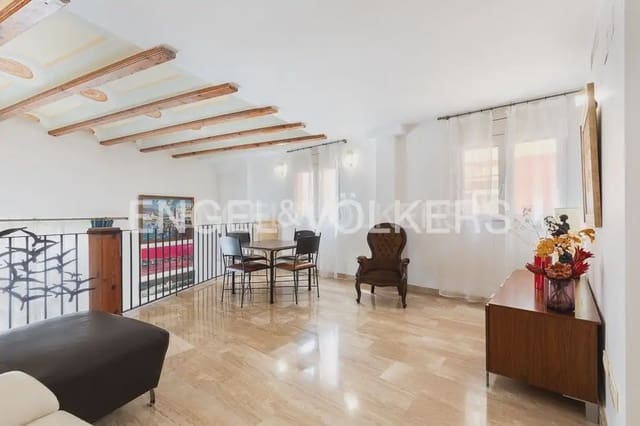 4 quarto Apartamento para arrendar em El Pilar, Valência cidade com garagem - 3 200 € (Ref: 9897516)