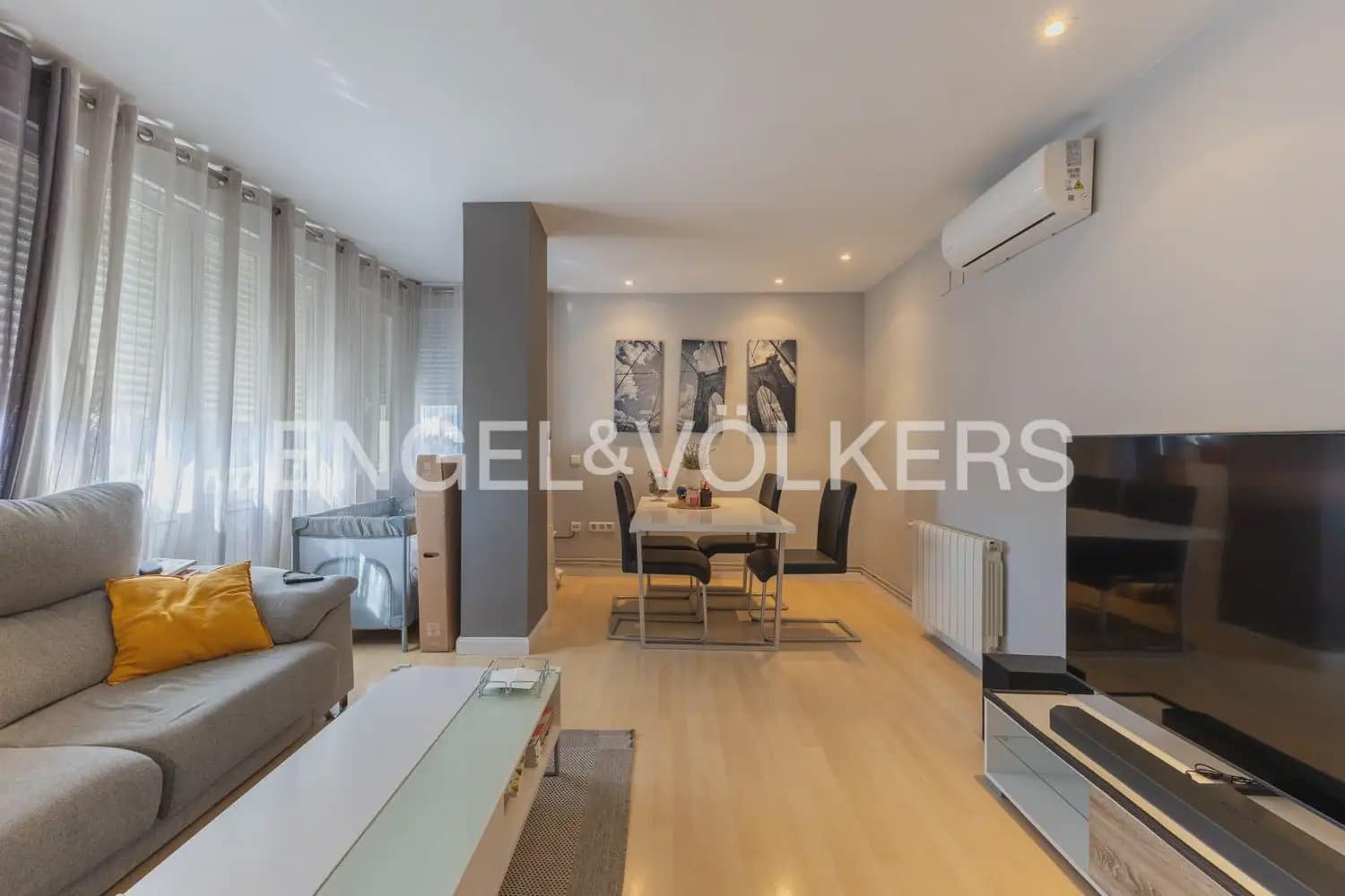 2 sovrum Lägenhet till salu i Valencia stad med garage - 355 000 € (Ref: 9897517)