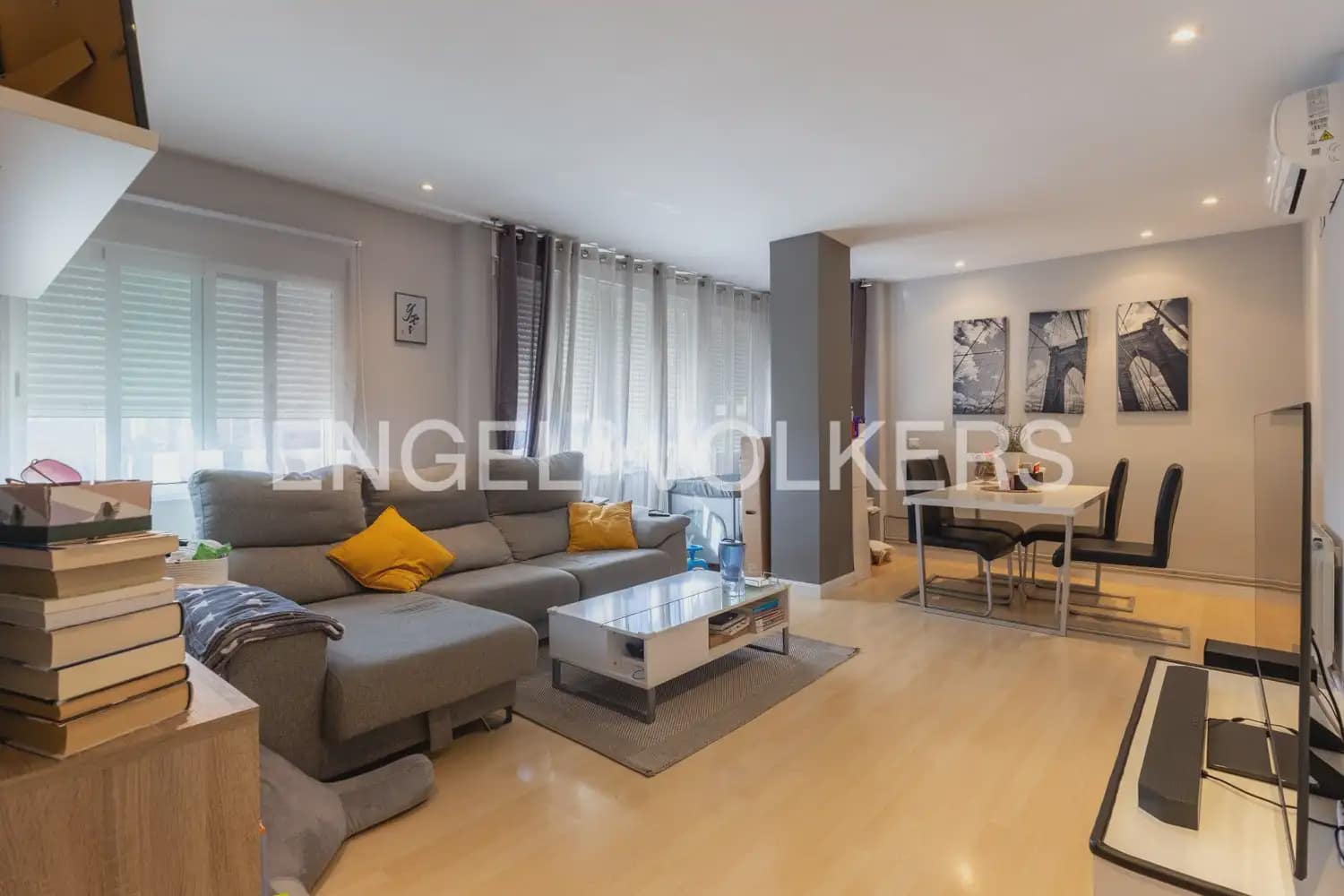 2 sovrum Lägenhet till salu i Valencia stad med garage - 355 000 € (Ref: 9897517)
