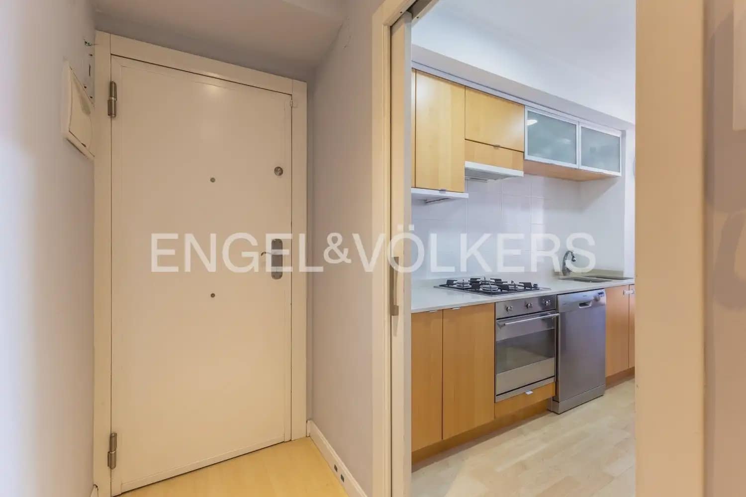 2 sovrum Lägenhet till salu i Valencia stad med garage - 355 000 € (Ref: 9897517)