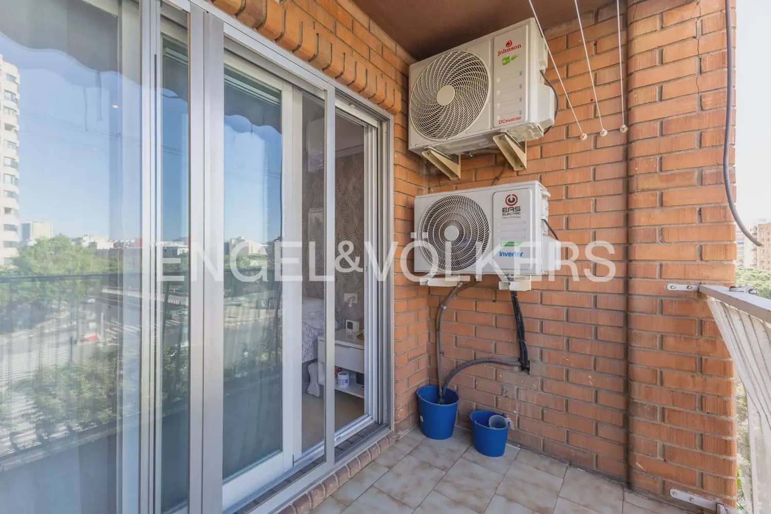 2 sovrum Lägenhet till salu i Valencia stad med garage - 355 000 € (Ref: 9897517)