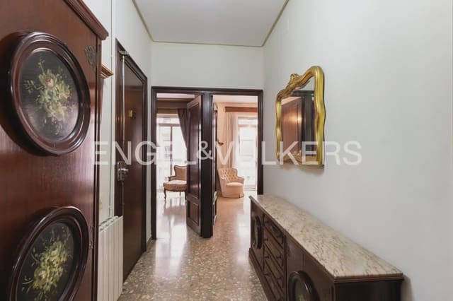 3 makuuhuone Asunto myytävänä paikassa La Gran Via, Valencia kaupunki - 617 500 € (Ref: 9897520)