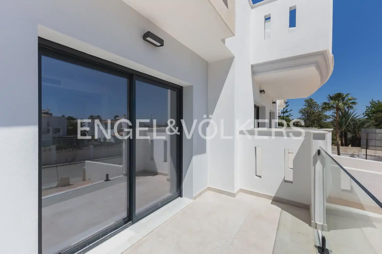 1 Zimmer Wohnung zu verkaufen in Denia mit Pool - 239.000 € (Ref: 9897521)