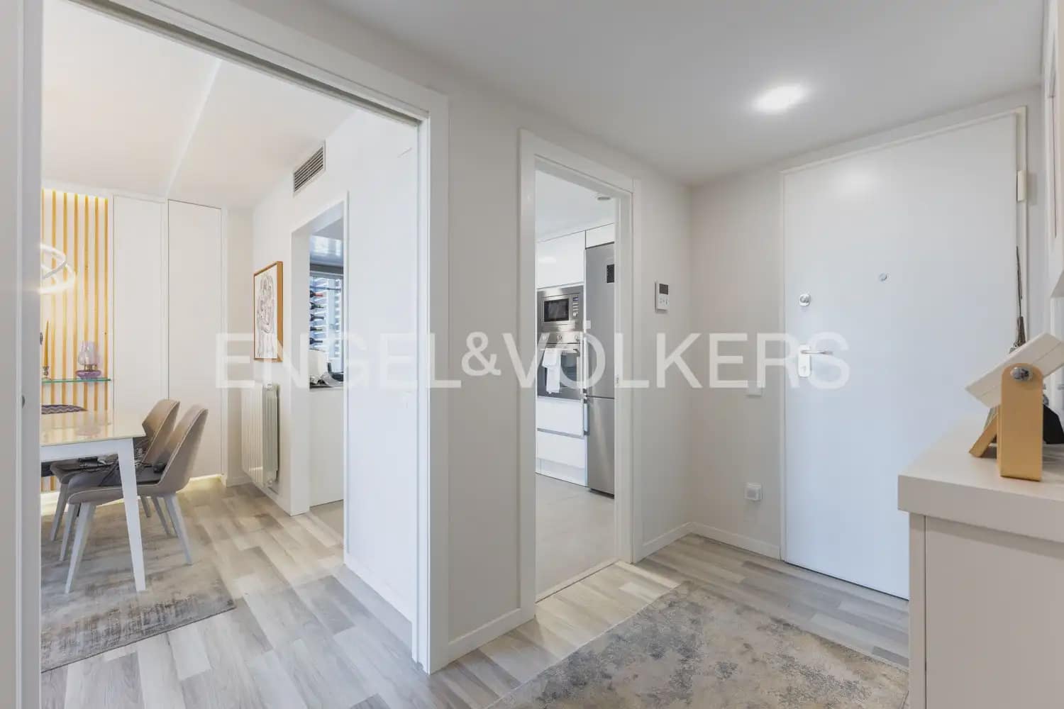 Piso de 3 habitaciones en València ciudad en venta con piscina garaje - 795.000 € (Ref: 9897522)