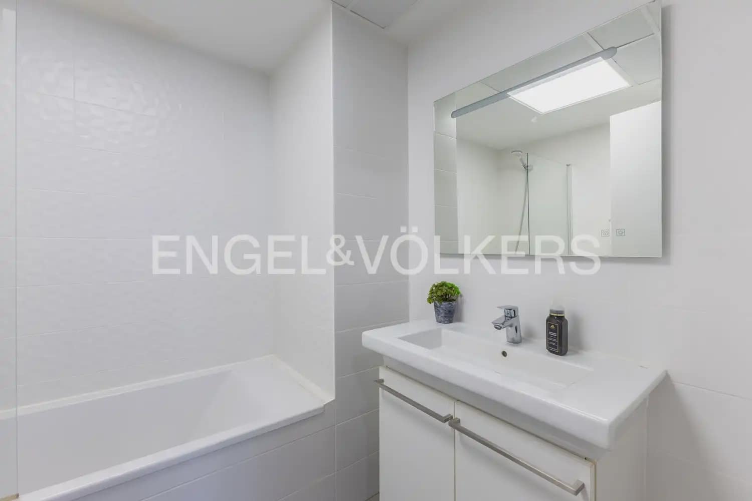 Piso de 3 habitaciones en València ciudad en venta con piscina garaje - 795.000 € (Ref: 9897522)