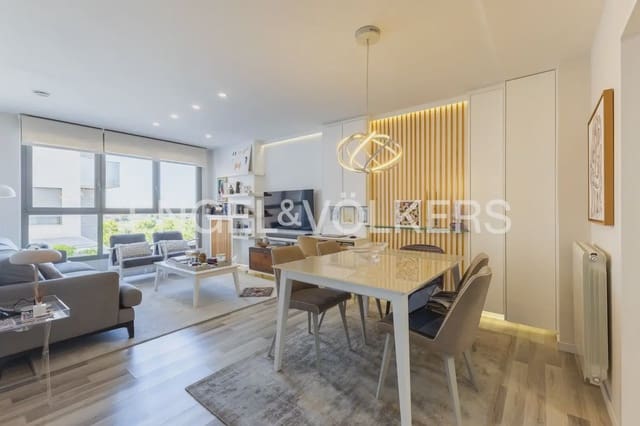 Piso de 3 habitaciones en Ciutat de les Arts i de les Ciencies, València ciudad en venta con piscina garaje - 795.000 € (Ref: 9897522)
