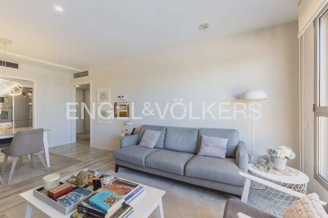Piso de 3 habitaciones en Ciutat de les Arts i de les Ciencies, València ciudad en venta con piscina garaje - 795.000 € (Ref: 9897522)