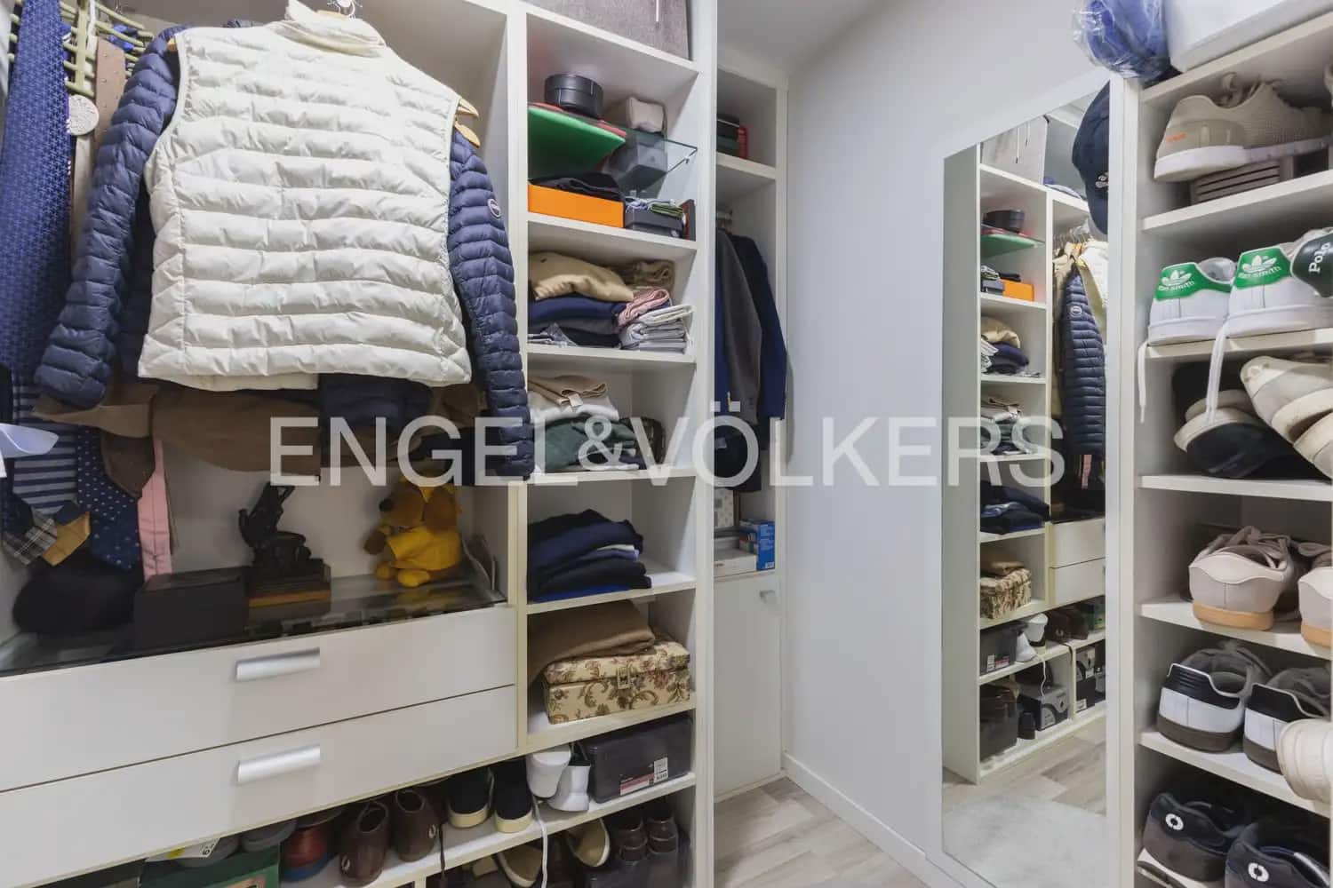 Piso de 3 habitaciones en València ciudad en venta con piscina garaje - 795.000 € (Ref: 9897522)