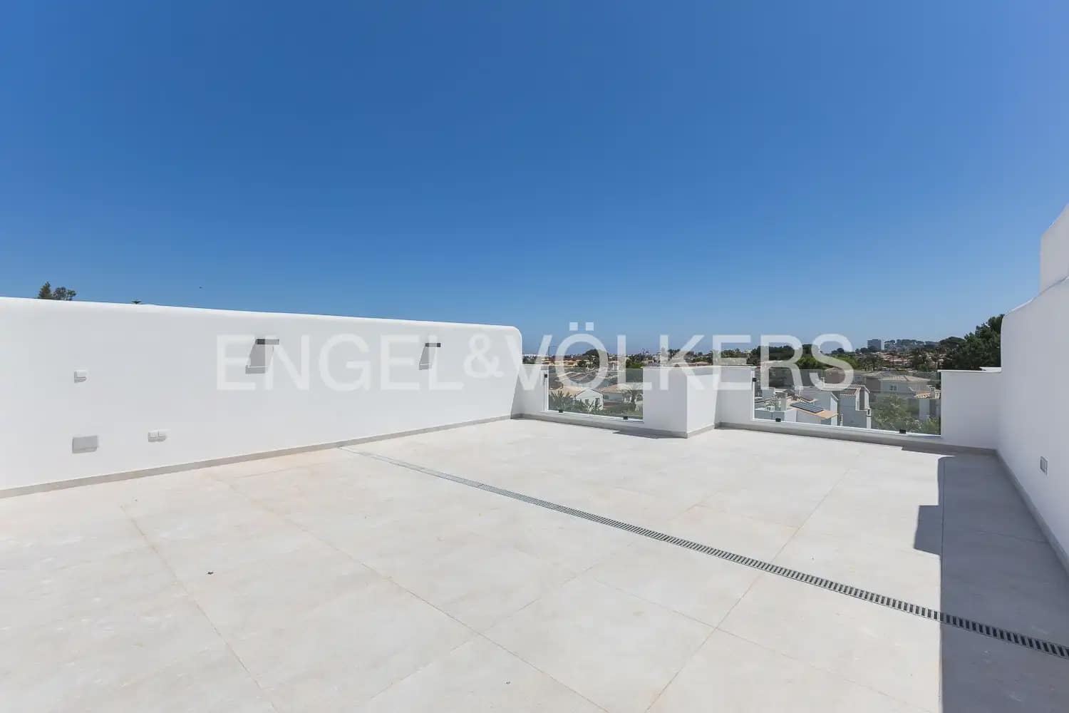 2 makuuhuone Asunto myytävänä paikassa Denia mukana uima-altaan - 349 000 € (Ref: 9897524)