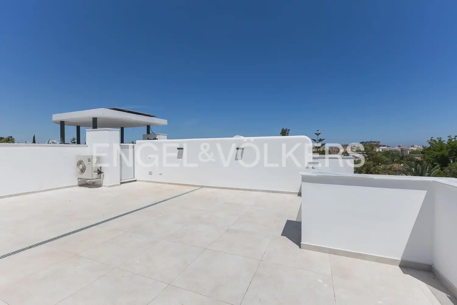 2 makuuhuone Asunto myytävänä paikassa Denia mukana uima-altaan - 349 000 € (Ref: 9897524)