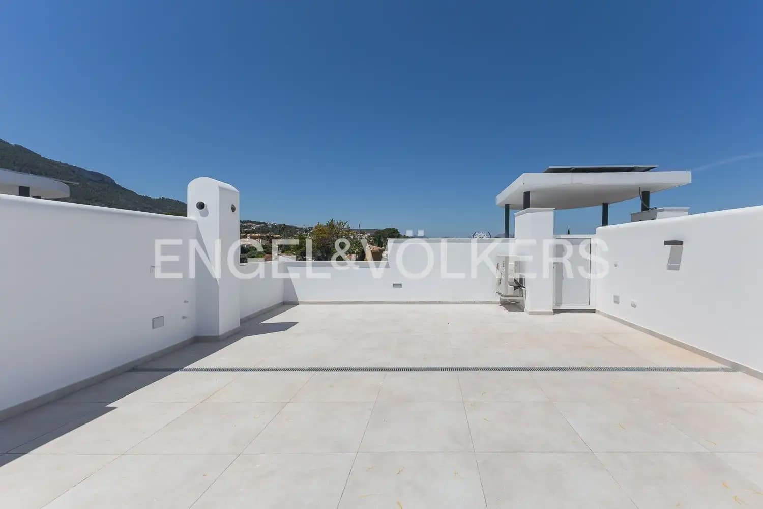 2 makuuhuone Asunto myytävänä paikassa Denia mukana uima-altaan - 349 000 € (Ref: 9897524)