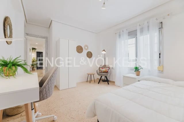Piso de 4 habitaciones en Betero, València ciudad en alquiler - 2.000 € (Ref: 9897526)