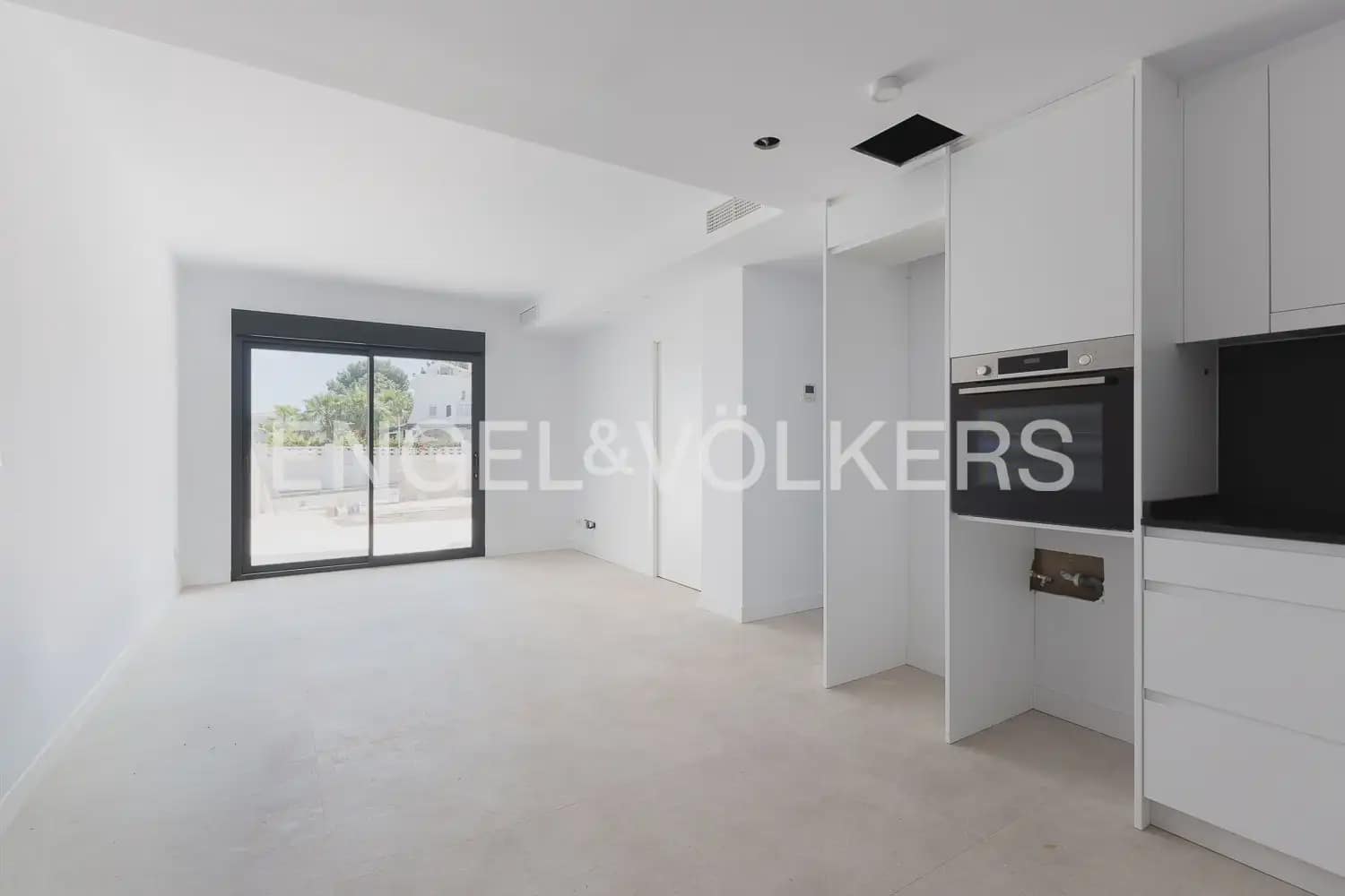 2 soveværelse Lejlighed til salg i Denia med swimmingpool garage - € 369.000 (Ref: 9897527)