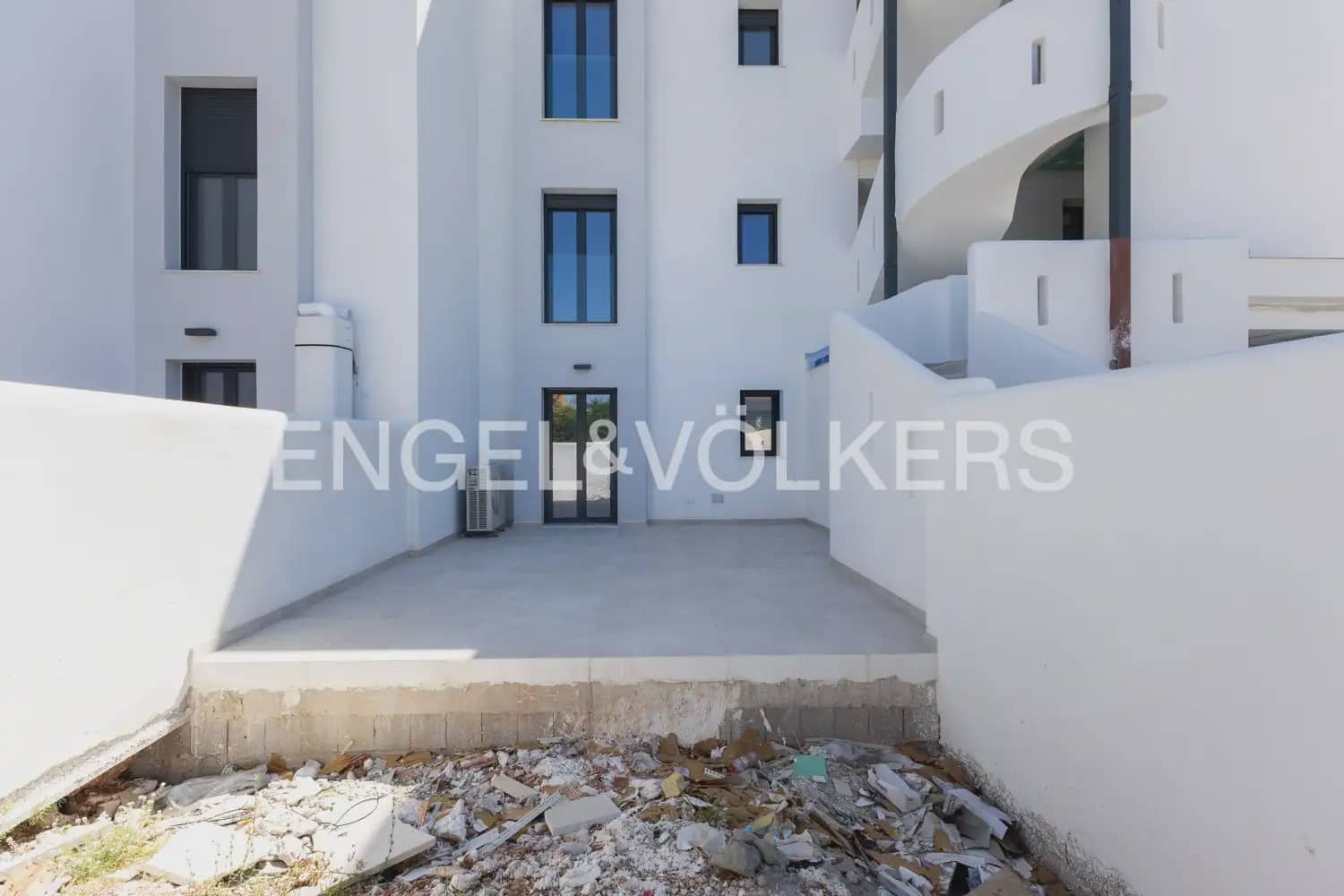 2 soveværelse Lejlighed til salg i Denia med swimmingpool garage - € 369.000 (Ref: 9897527)
