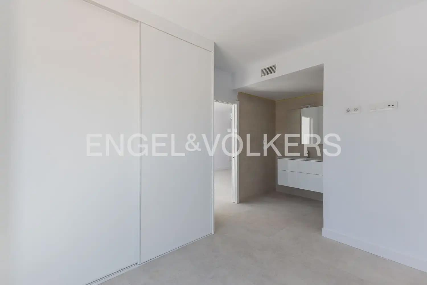 2 Zimmer Wohnung zu verkaufen in Denia mit Pool - 349.000 € (Ref: 9897528)