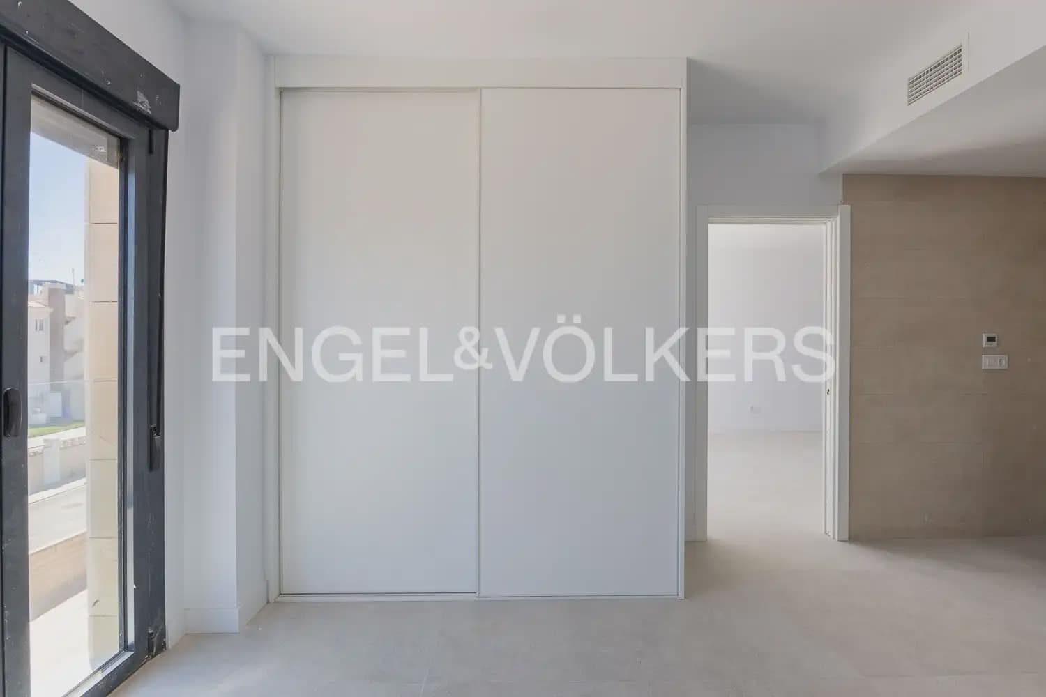 2 Zimmer Wohnung zu verkaufen in Denia mit Pool - 349.000 € (Ref: 9897528)