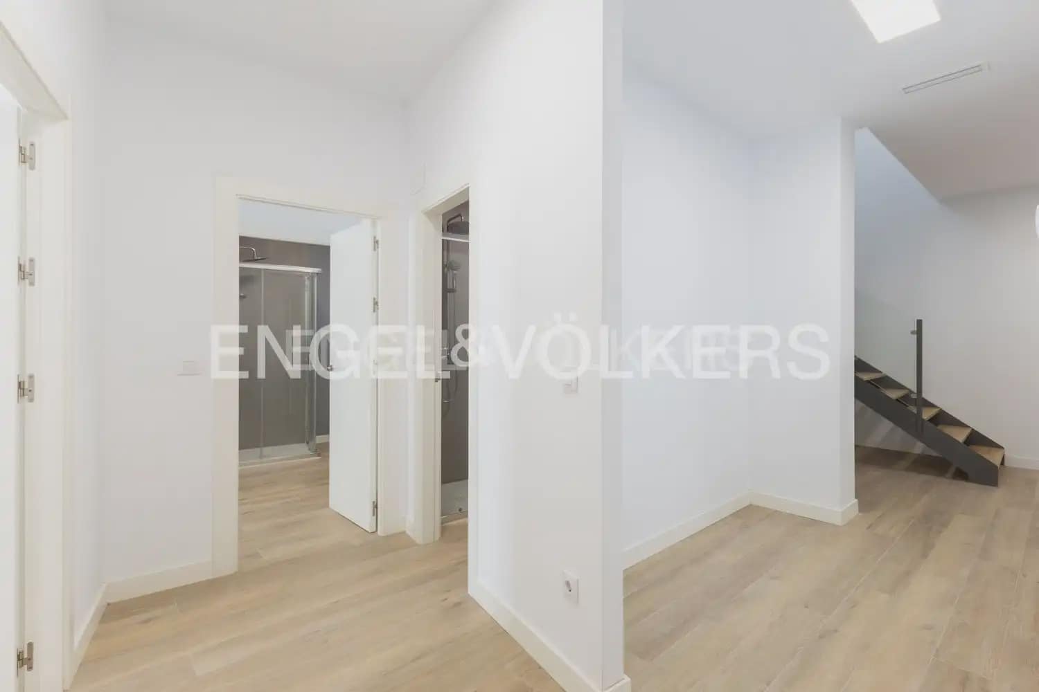 4 Zimmer Wohnung zu vermieten in Valencia Stadt - 10.000 € (Ref: 9897529)
