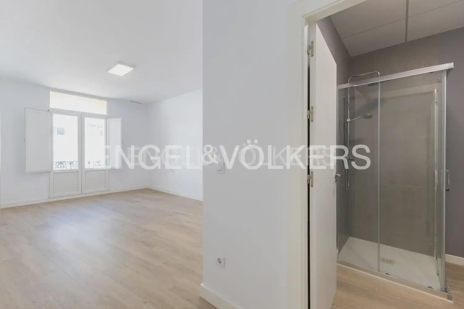 4 Zimmer Wohnung zu vermieten in Valencia Stadt - 10.000 € (Ref: 9897529)